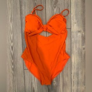 Old Navy one-piece bathing suit